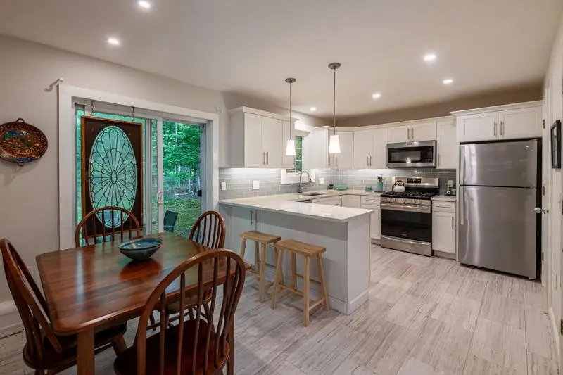 30 Slate Circle, Manchester Center, VT 05255 - #3