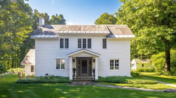844 East Manchester Road, Manchester, VT 05255