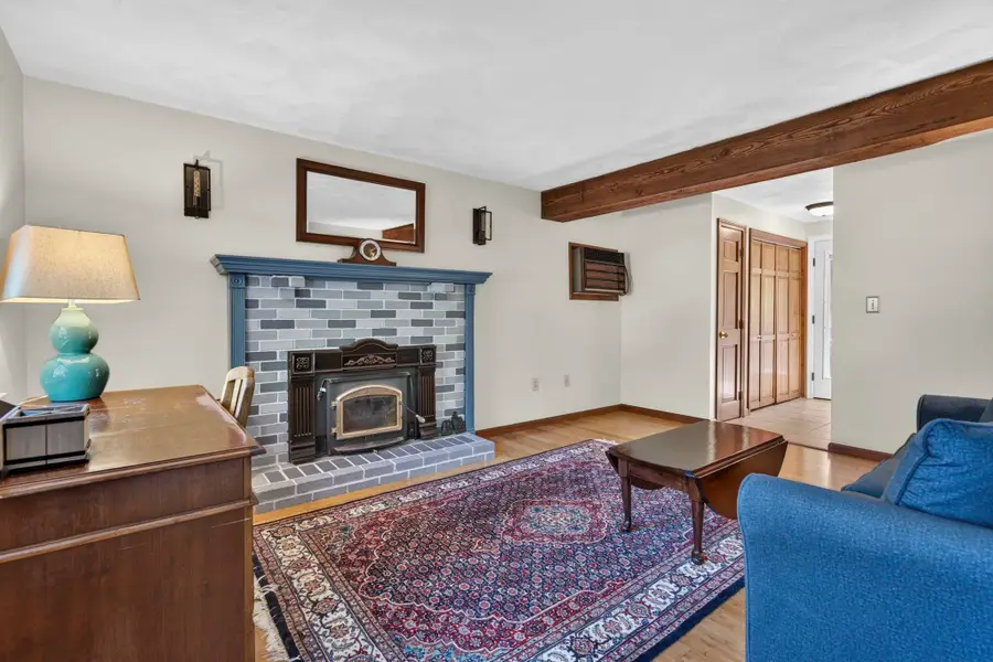 28 Longview Drive, Hampstead, NH 03841 - #3