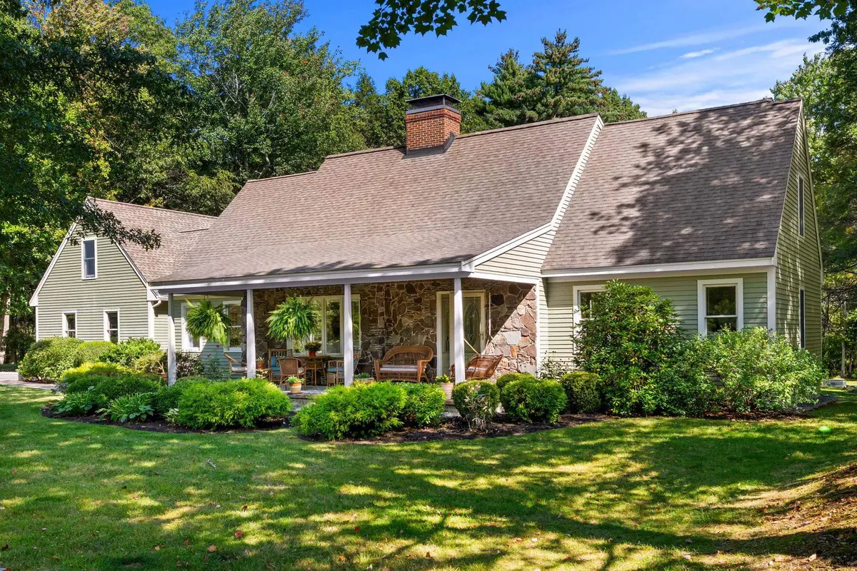16 Gifford Farm Road, Stratham, NH 03885 - #1