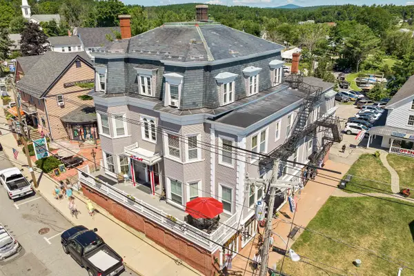 25 N Main Street, Wolfeboro, NH 03894