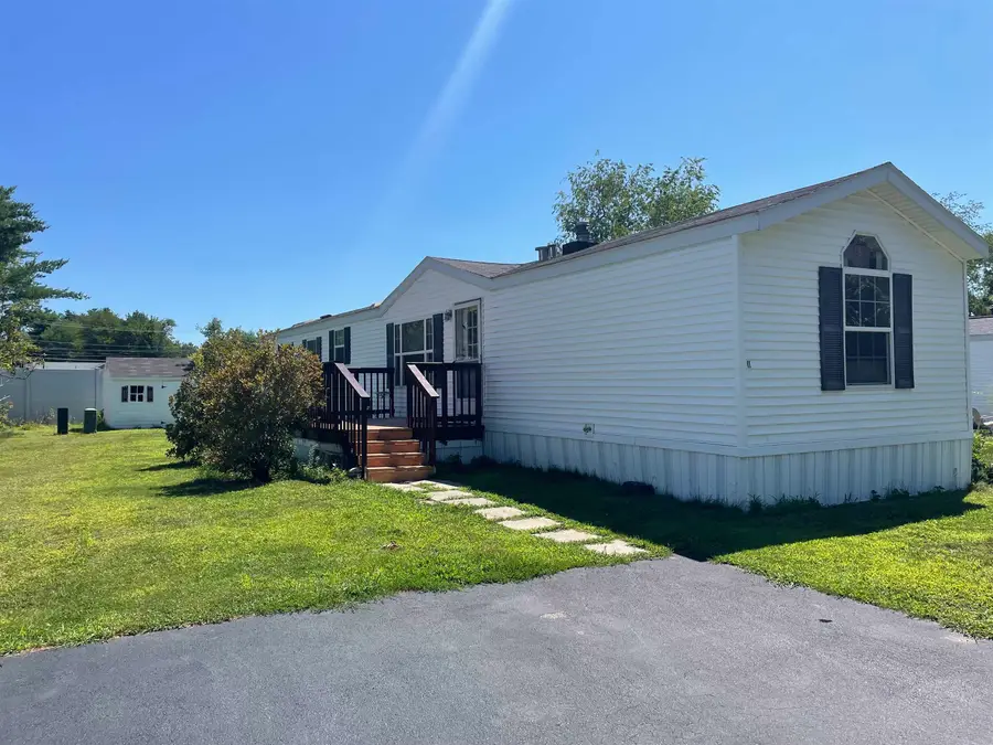 11 Colonial Village, Somersworth, NH 03878 - #2
