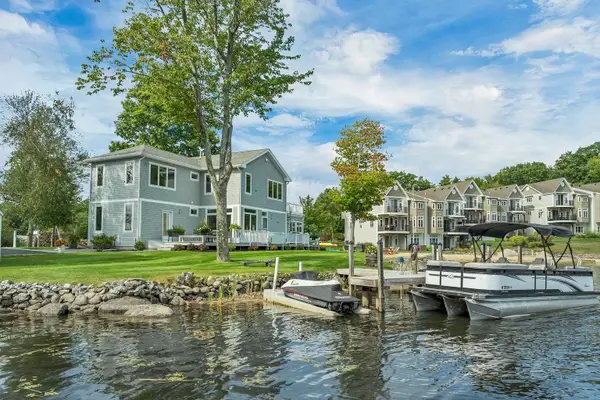 28 Island Drive, Laconia, NH 03246