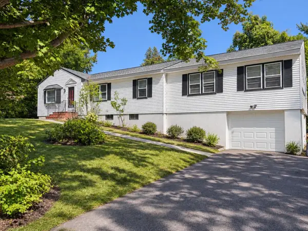 136 Maple Avenue, Atkinson, NH 03811
