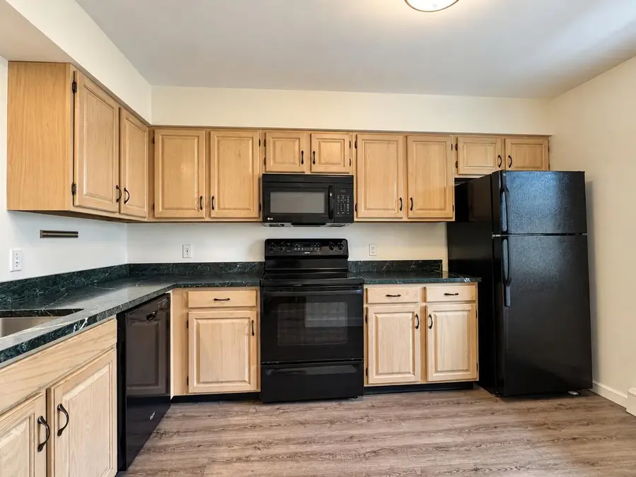 2 Perkins Drive, Essex, VT 05452 - #2
