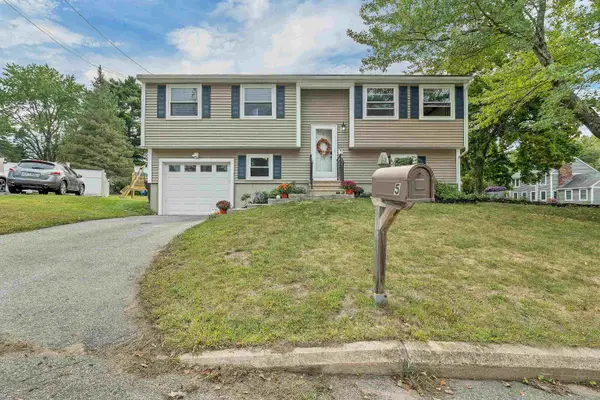 5 Renard Street, Manchester, NH 03109