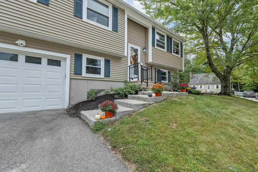 5 Renard Street, Manchester, NH 03109 - #3