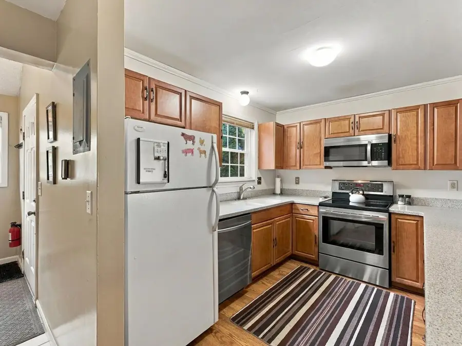 175 Kennedy Drive, South Burlington, VT 05403 - #3