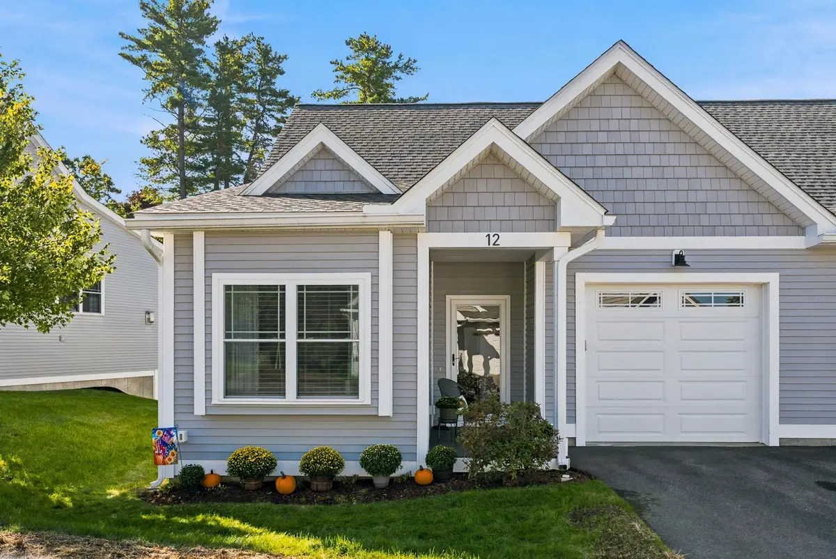 12 Abenaki Circle, Merrimack, NH 03054 - #1