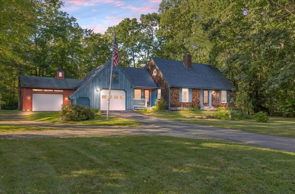 8 Juniper Road, Derry, NH 03038 - #1