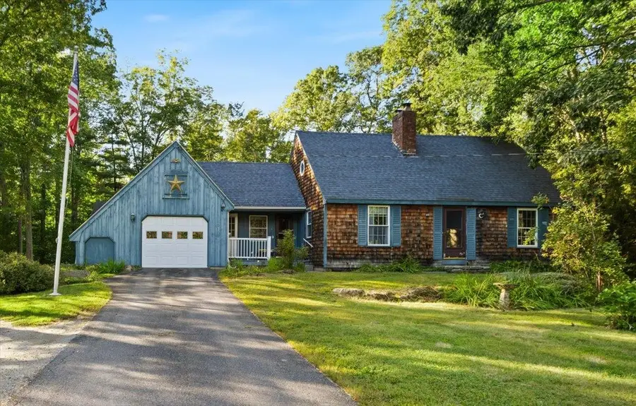 8 Juniper Road, Derry, NH 03038 - #2