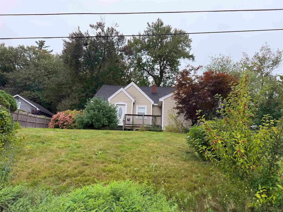 39 Pike Street, Nashua, NH 03062 - #1