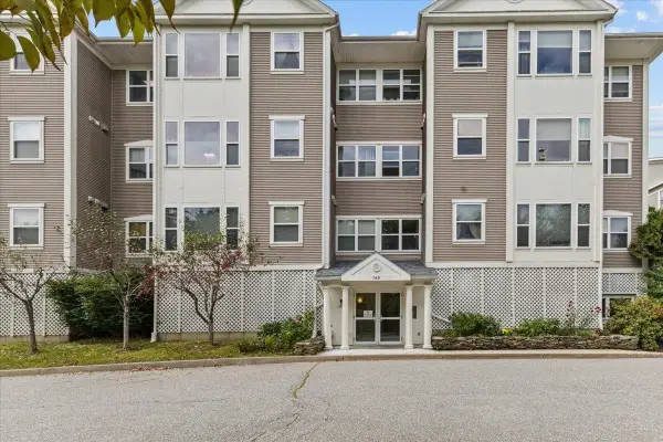 160 Wiley Road #305, Colchester, VT 05446