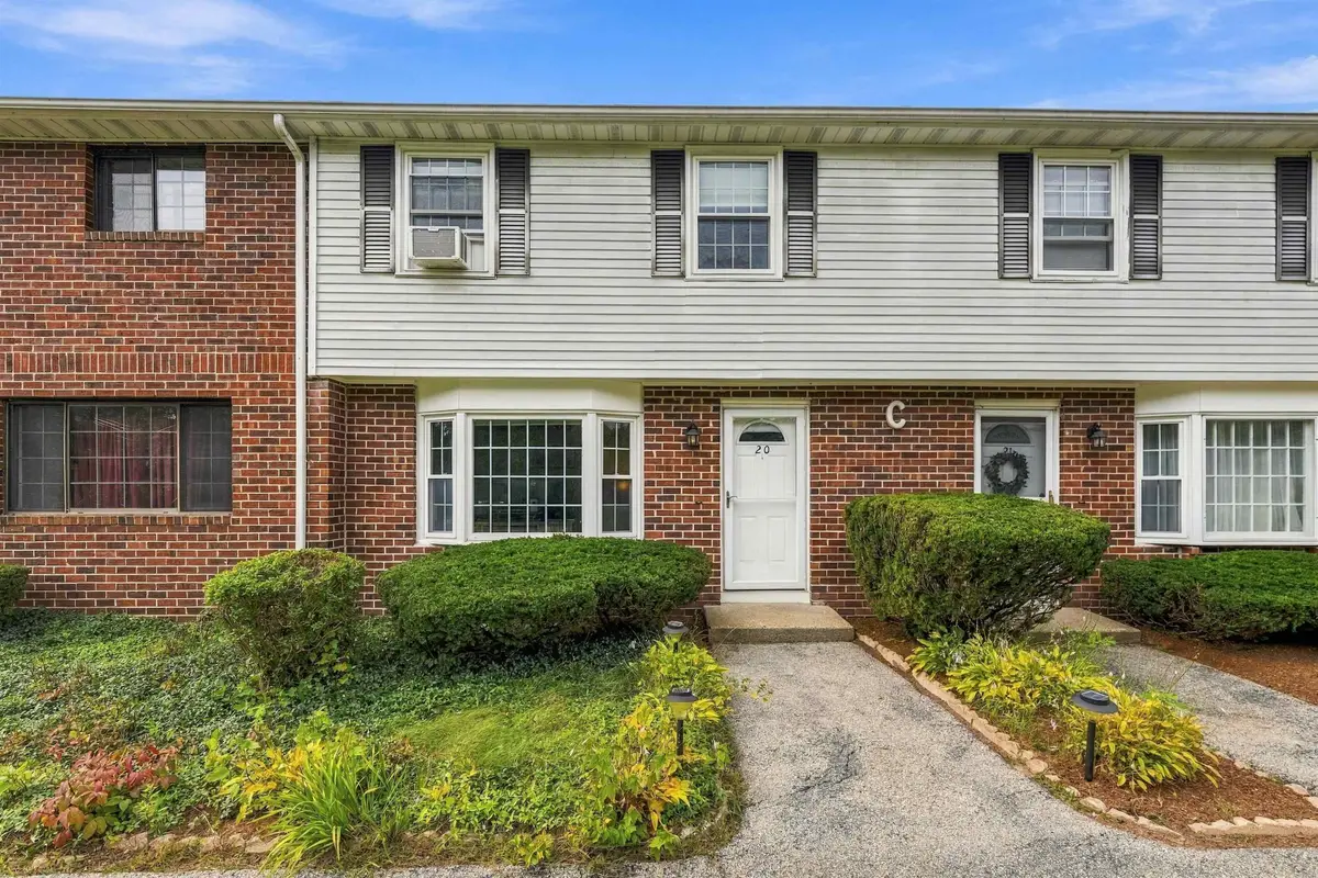 20 Oakridge Drive, Londonderry, NH 03053 - #1
