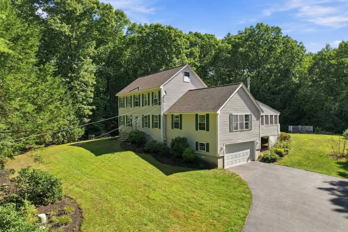 27 Peabody Drive, Danville, NH 03819 - #1