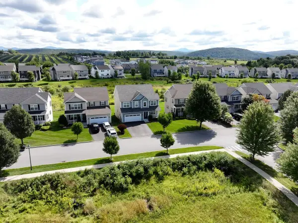252 Braeburn Street, South Burlington, VT 05403