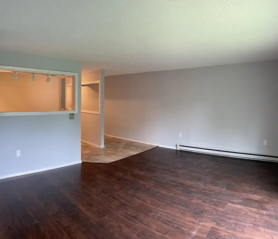 22 Mercury Drive #B, Londonderry, NH 03053 - #2