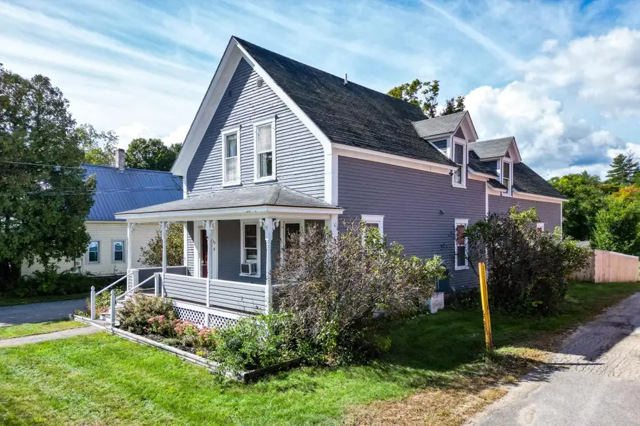 62 Pleasant Street, Conway, NH 03818 - #3