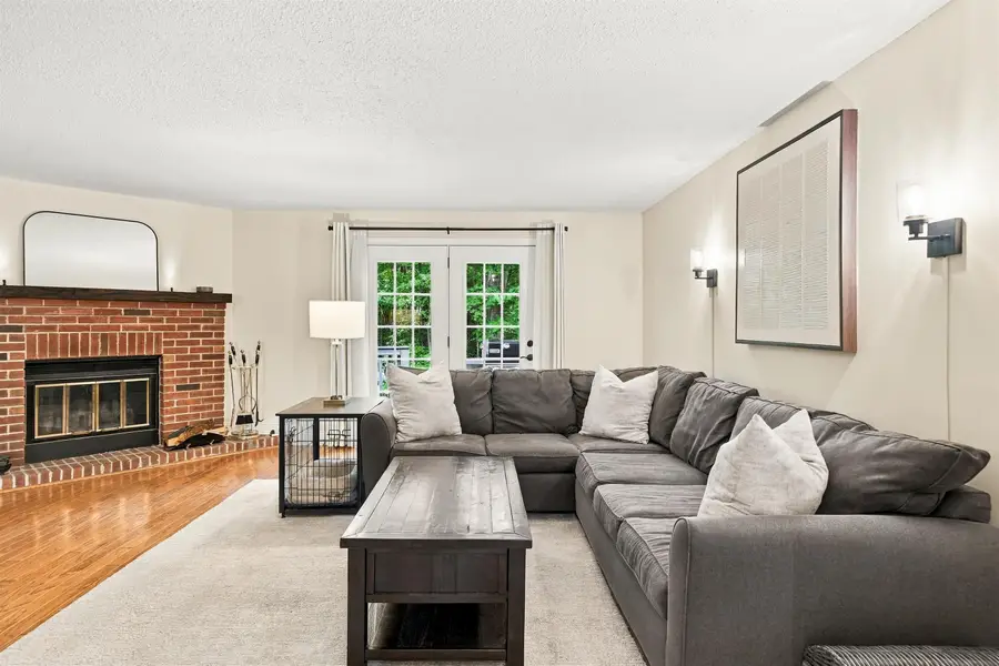33 Meadowview Circle #16, Nashua, NH 03062 - #3