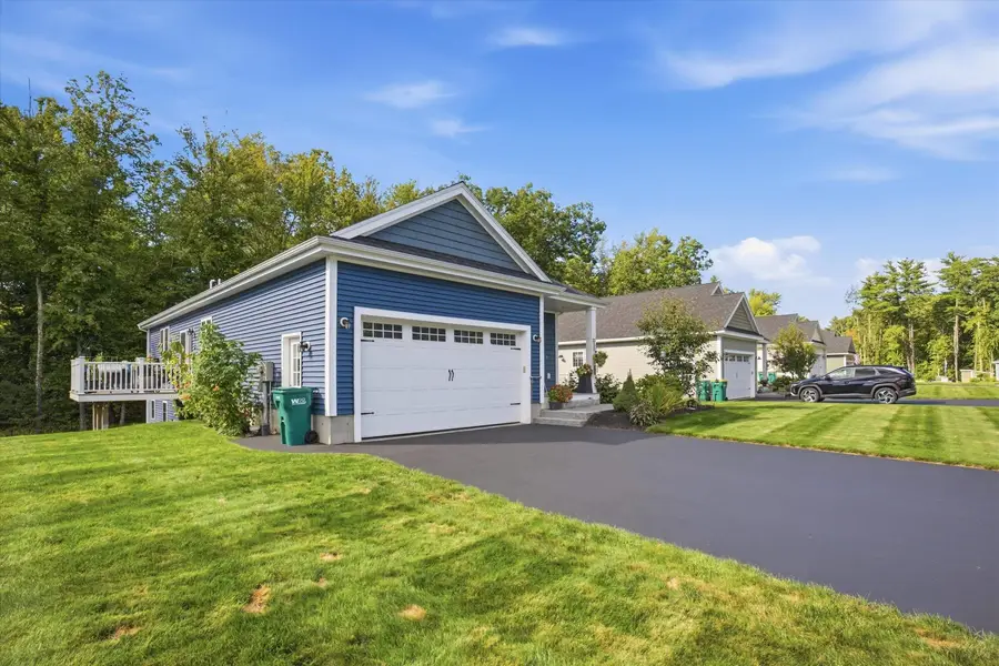 22 Currier Lane, Fremont, NH 03044-3449 - #2