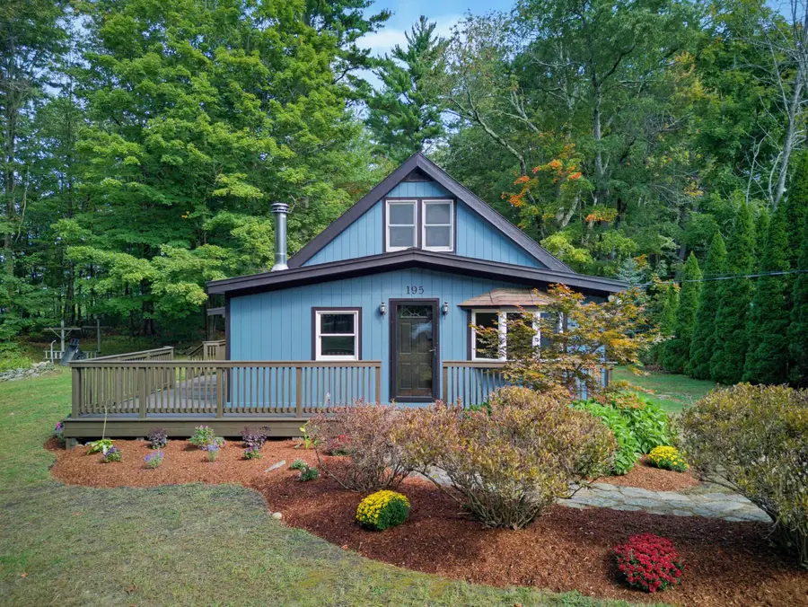 195 Pleasant Street, Epping, NH 03042 - #3
