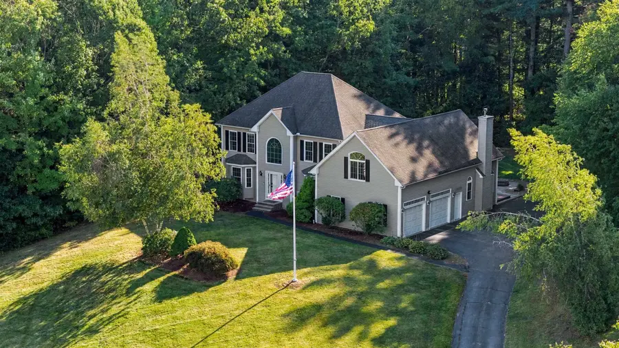 13 Longview Circle, Pelham, NH 03076 - #2