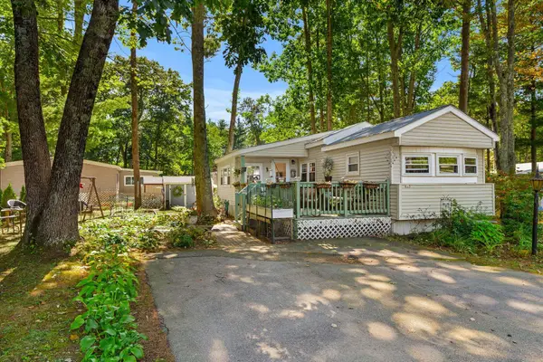 615 Canterbury Drive, Exeter, NH 03833