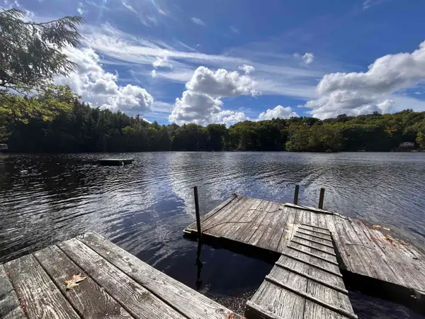 23 Wheeler Cove, Antrim, NH 03440