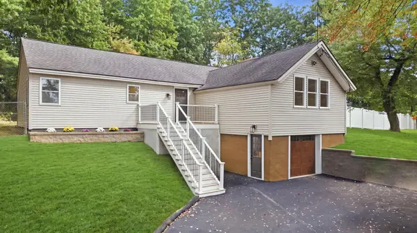 80 East Road, Atkinson, NH 03811