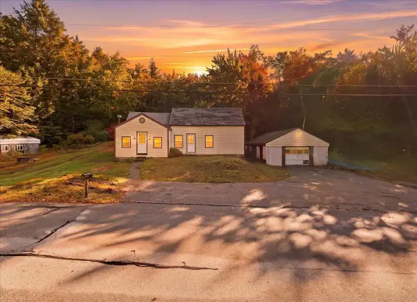 82 Pleasant Pond Road, Francestown, NH 03043