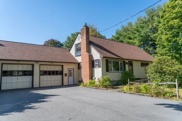 1229 Porters Point Road, Colchester, VT 05446