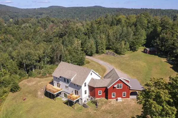 395 Alzac Lane, Wardsboro, VT 05355