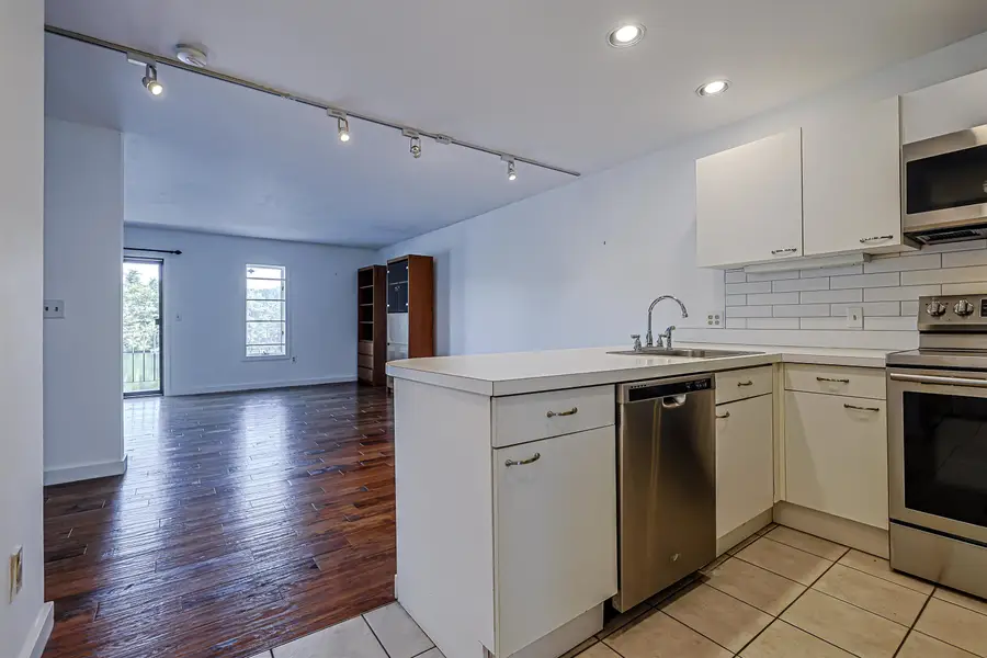 33 River Front Drive #7, Manchester, NH 03102 - #3