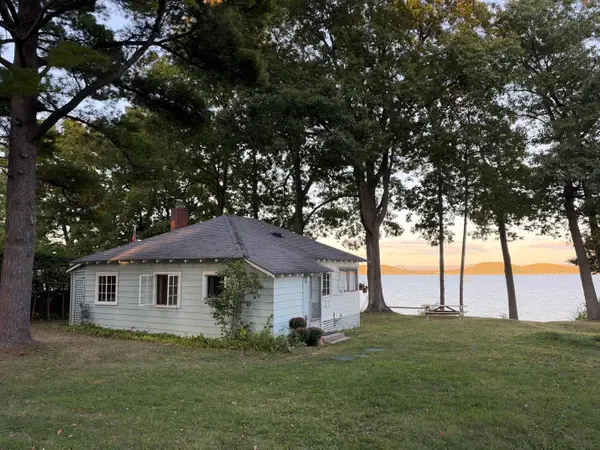 2168 Porters Point Road, Colchester, VT 05446