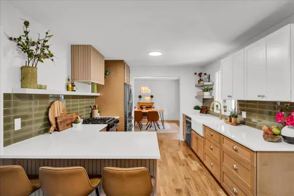 11 Killarney Drive, Burlington, VT 05408