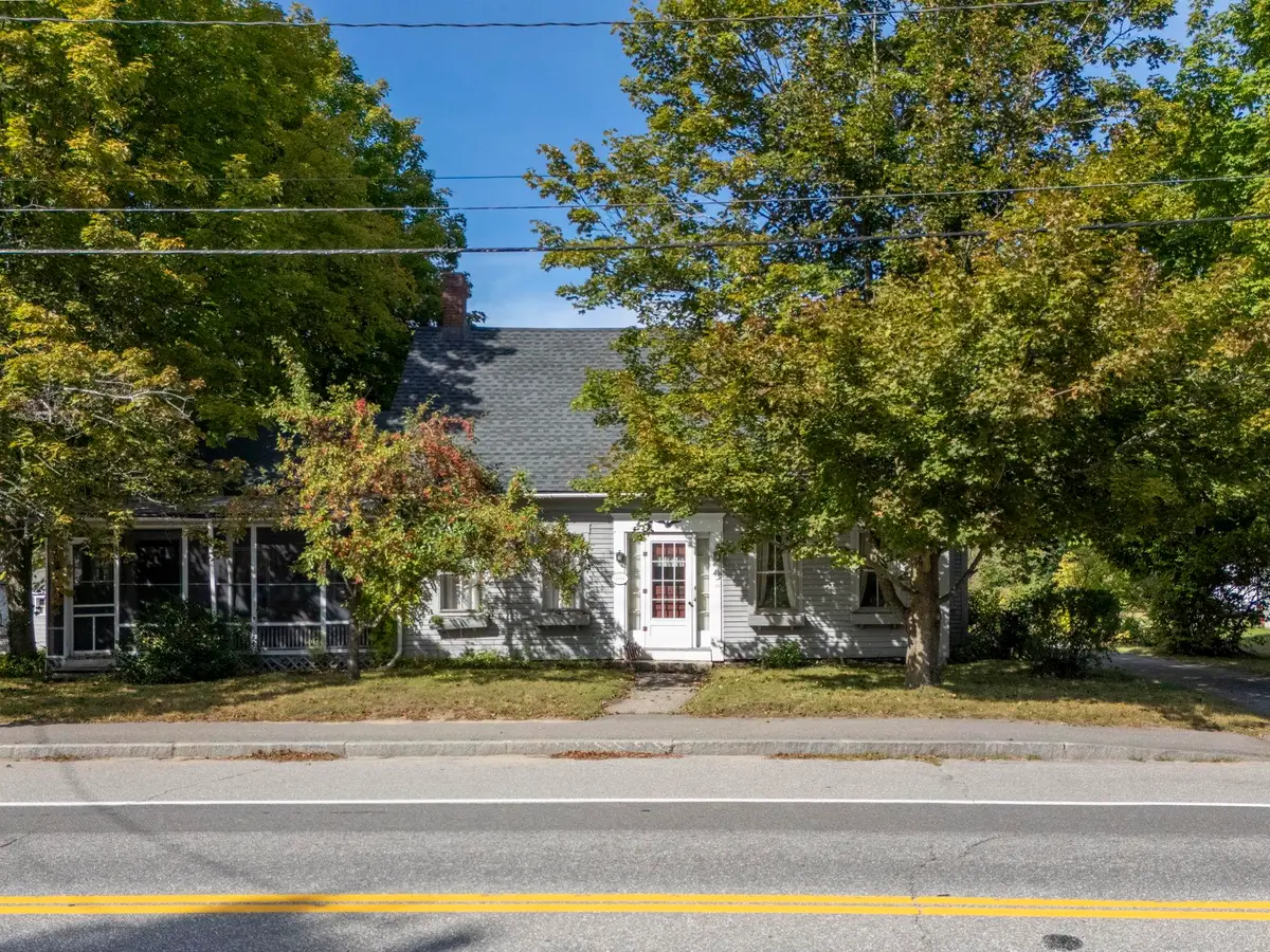 43 S Mast Street, Goffstown, NH 03045 - #1