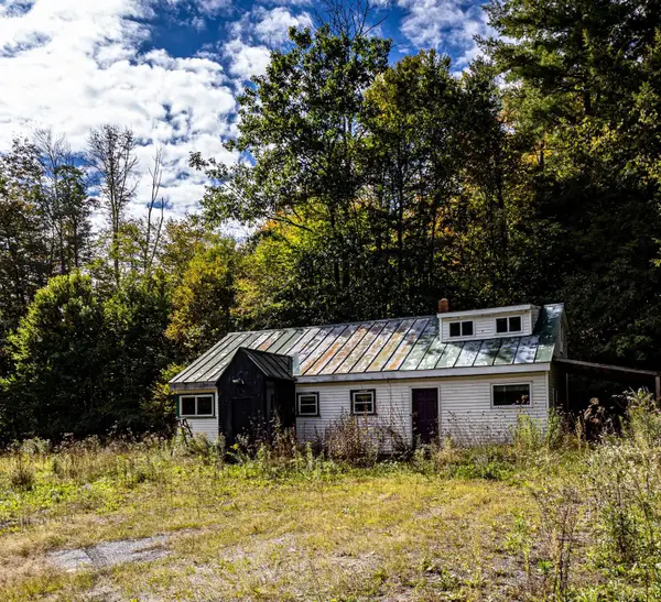 8769 Route 14, Brookfield, VT 05036