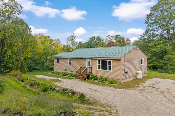 681 West Road, Bradford, NH 03221
