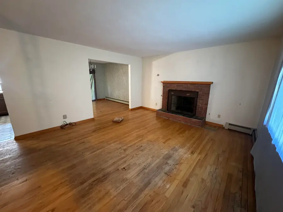 15 Oakwood Lane, Essex, VT 05452 - #3