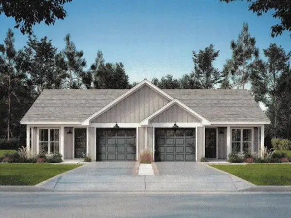 102 Tuttle Road, Lee, NH 03861