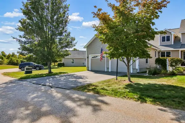 216 Kearsage Drive #A, Pembroke, NH 03275