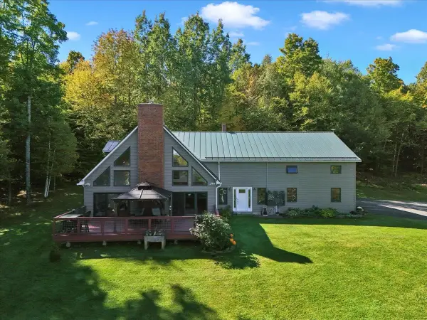 115 Riddle Road, Williamstown, VT 05679