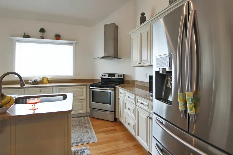 186 Kinsley Street, Nashua, NH 03060 - #2