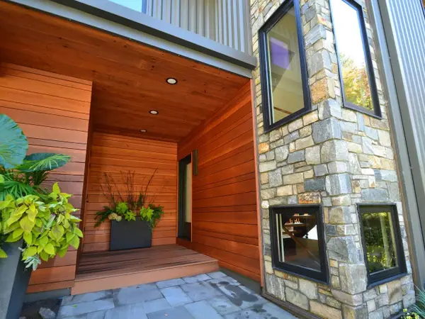 66 Valley House View, Warren, VT 05674