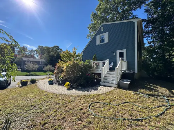 4 Michael Avenue, Derry, NH 03038
