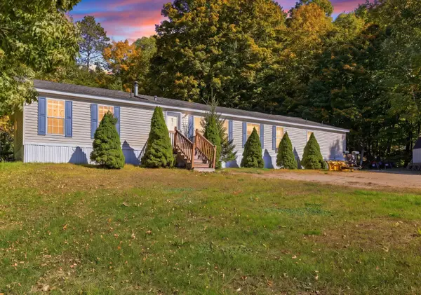 811 Eastside Road, Woodstock, NH 03262