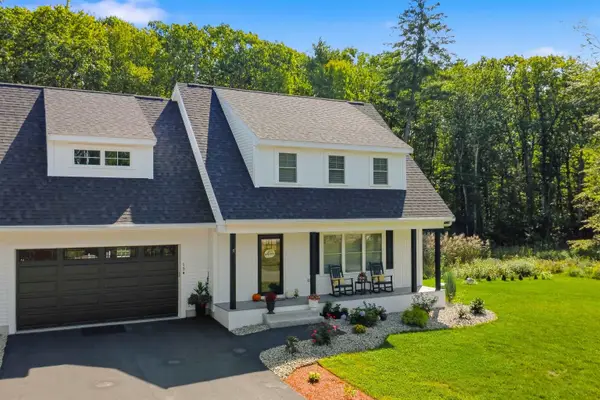15B Autumn Circle, Plaistow, NH 03865