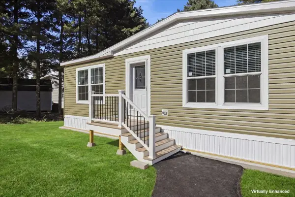4 Bahl Street, Nashua, NH 03063