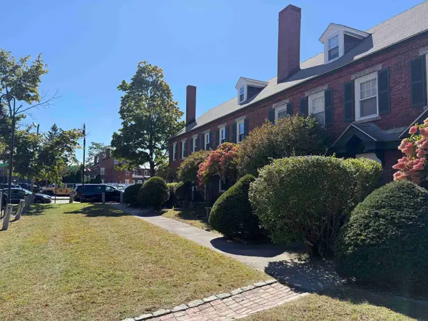67 Middle Street #2b, Manchester, NH 03101