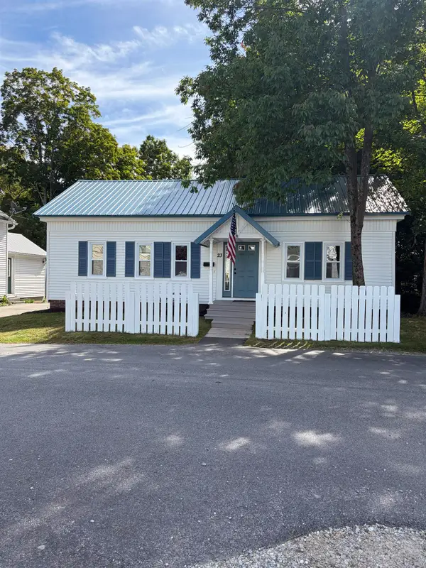 23 Coral Street, Concord, NH 03303